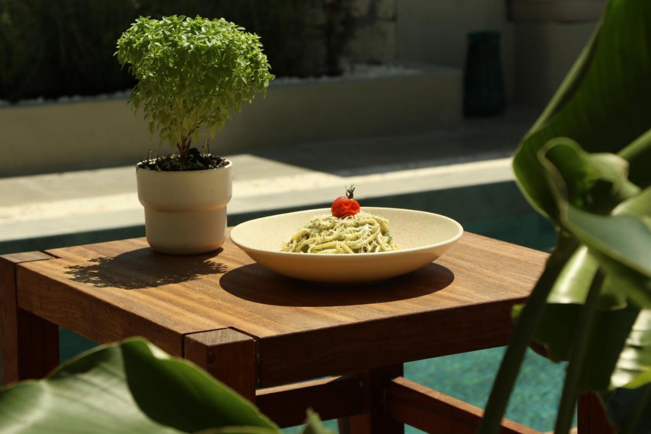 Monk Hotel ألاتشاتي المظهر الخارجي الصورة